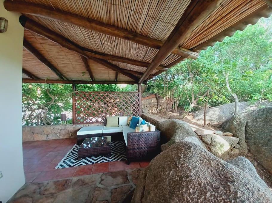 Suite Mirialveda San Pantaleo Buitenkant foto